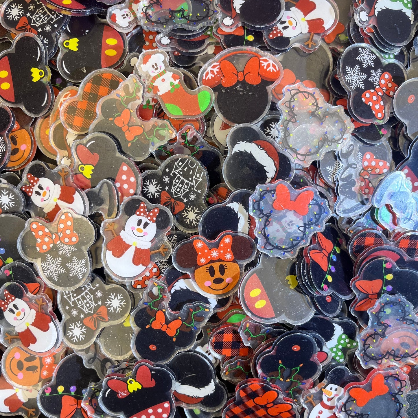 Designer 2&4cm-Acrylic chips pack on video only