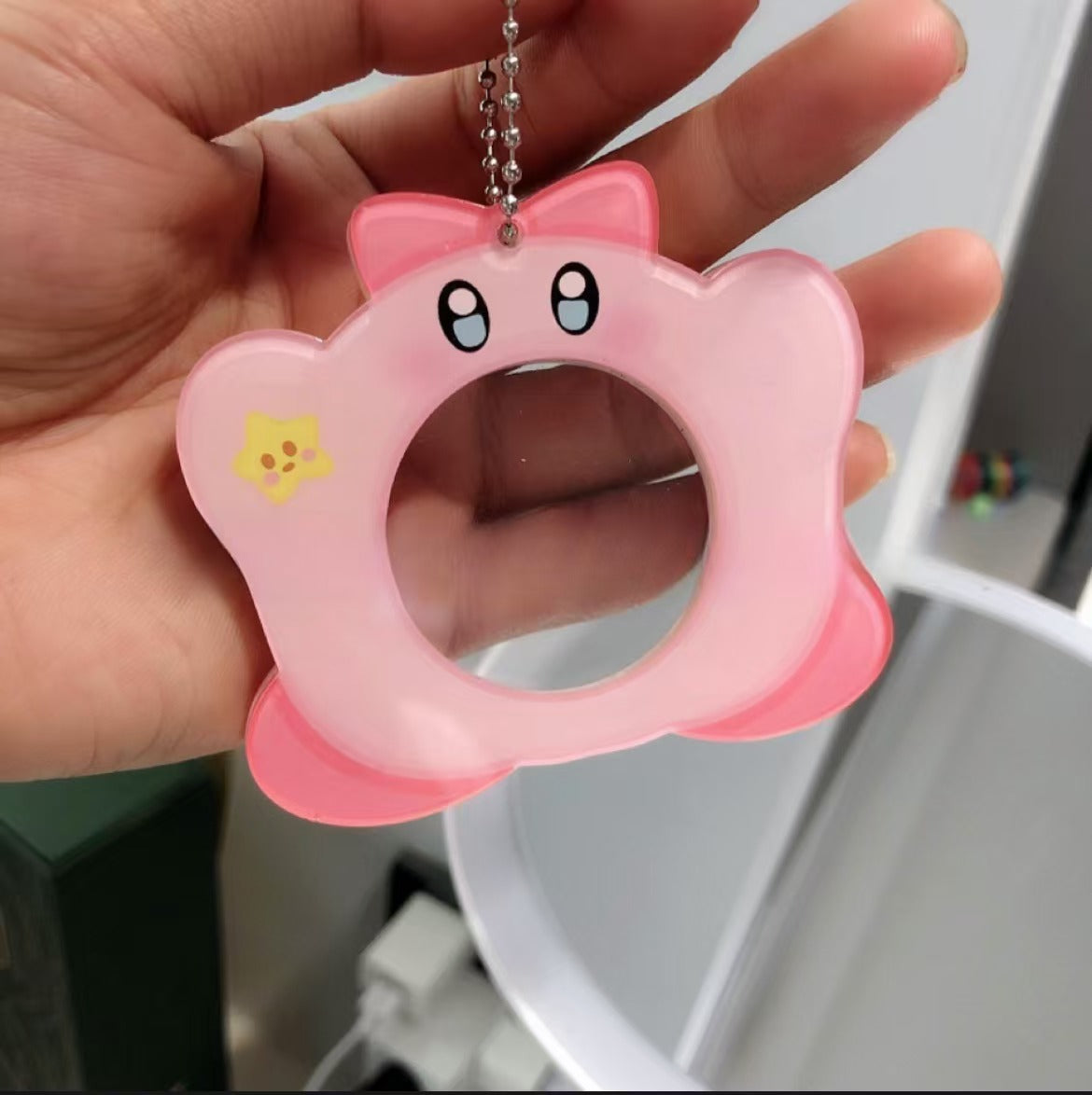 Magnentical shaker keychain
