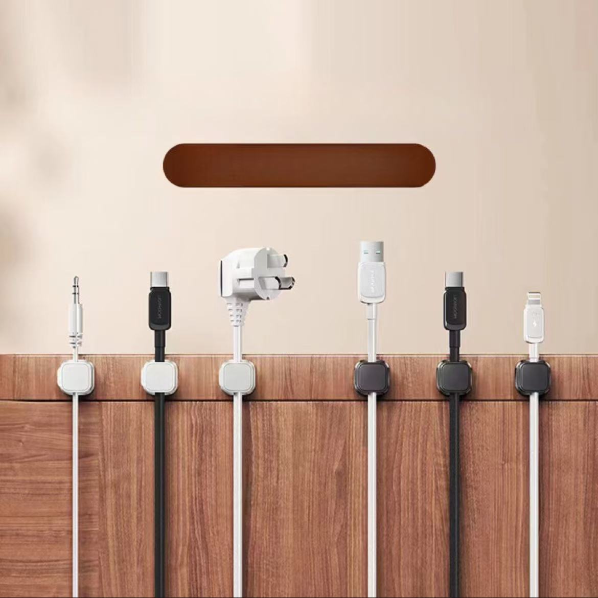 Magnetic wire straightener Charging cable storage holder
