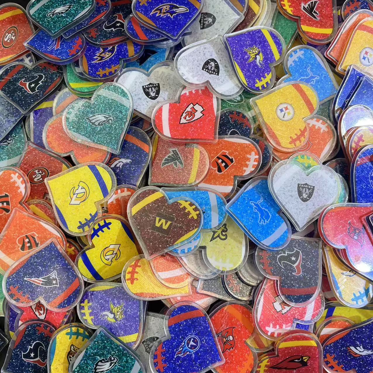NFL heart 4cm-Acrylic chips
