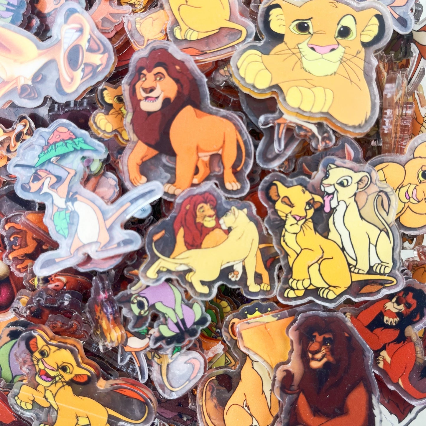 Lion king mix 4cm-Acrylic chips