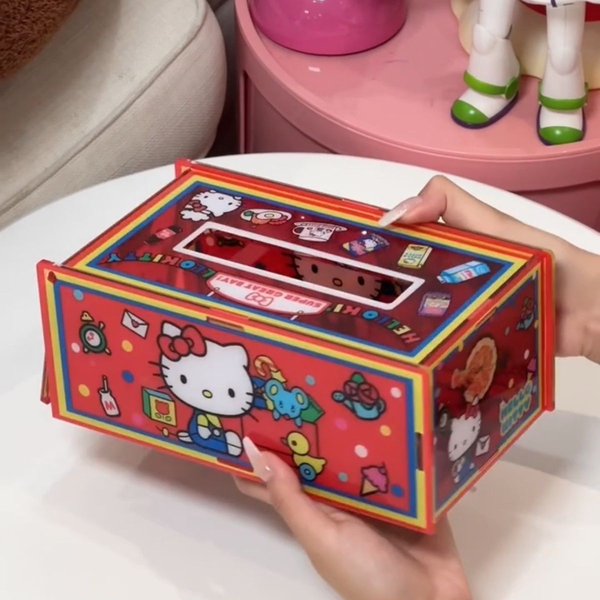 HK Tissue box