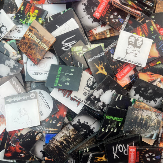 Metal band-Acrylic chips