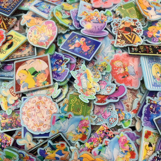 Alice in wonderland 4cm -Acrylic chips