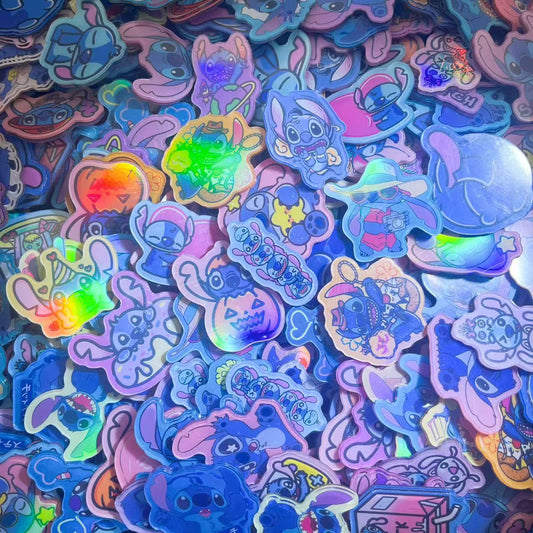 Stitch-Holographic  (Rainbow effect)) 5cm-Acrylic chips